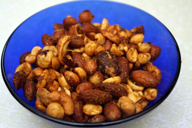 spicy nuts